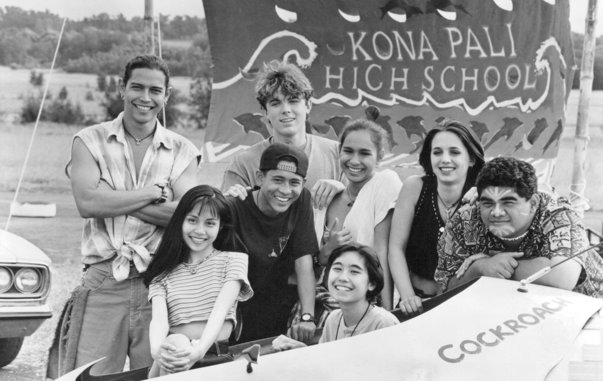 Still of Casey Affleck, Dion Basco, J. Moki Cho, Eliza Dushku and Anthony Ruivivar in Race the Sun (1996)