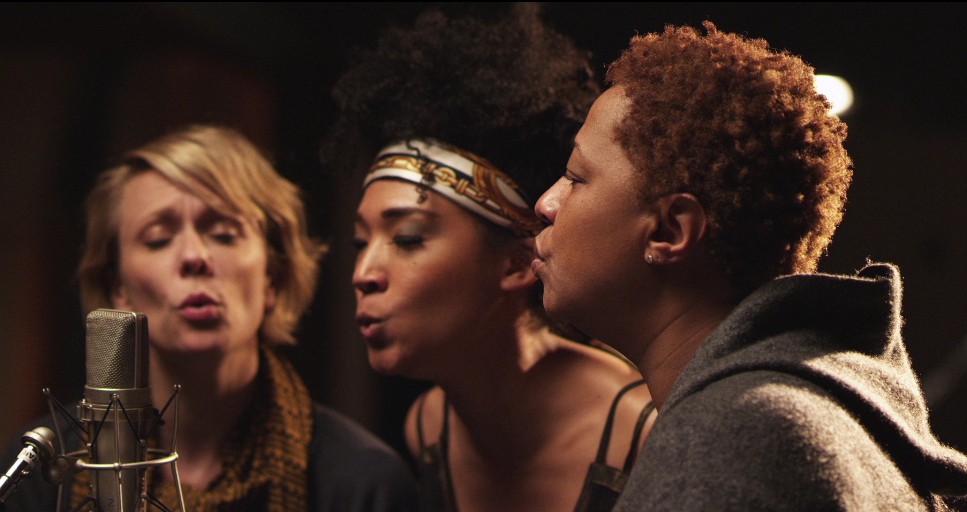 Still of Morgan Neville and Lisa Fischer in Twenty Feet from Stardom (2013)