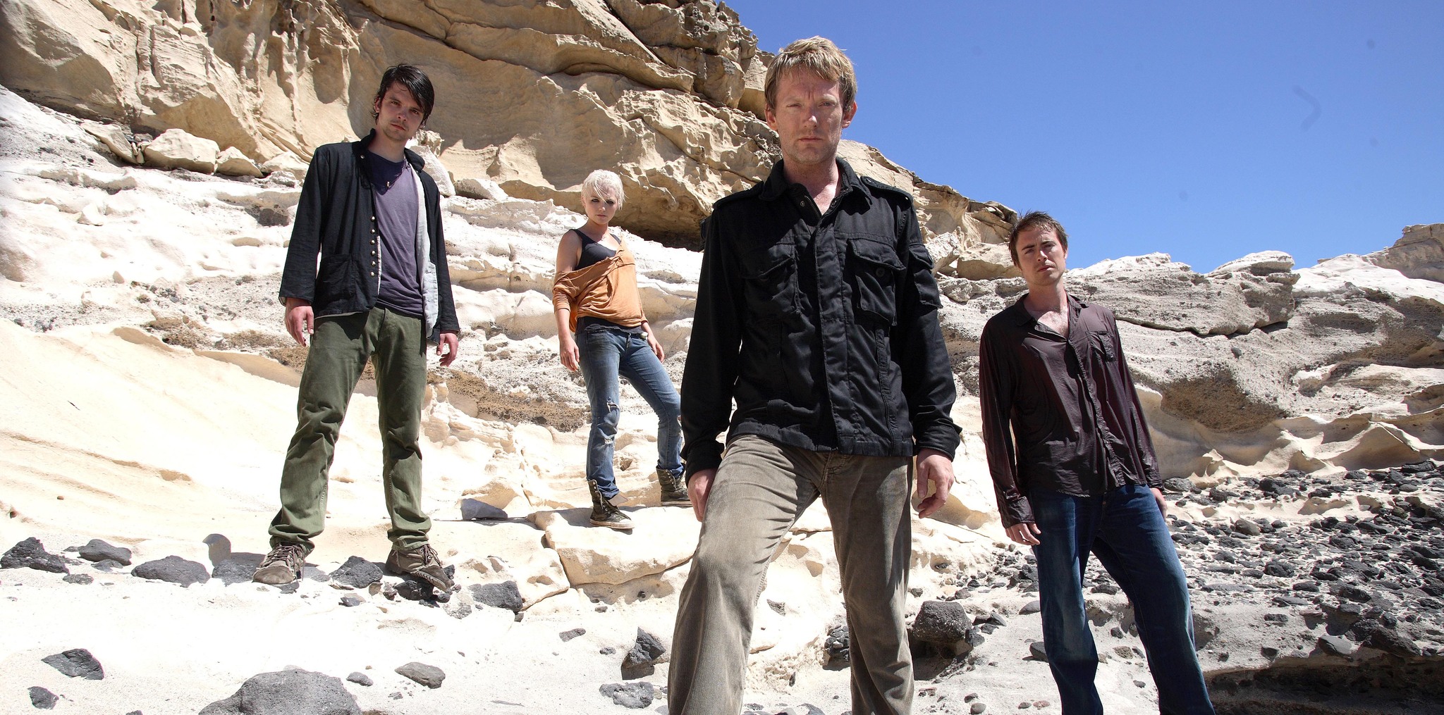 Still of Douglas Henshall, Andrew Lee Potts, James Murray and Hannah Spearritt in Primeval (2007)