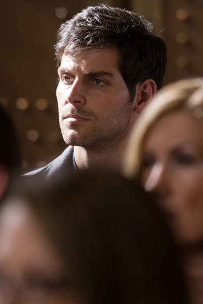 Still of David Giuntoli in Grimm (2011)