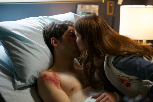 Still of Bitsie Tulloch and David Giuntoli in Grimm (2011)