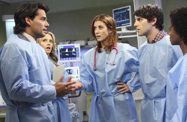 Still of Kate Walsh, Cristián de la Fuente, David Giuntoli and Linara Washington in Private Practice (2007)