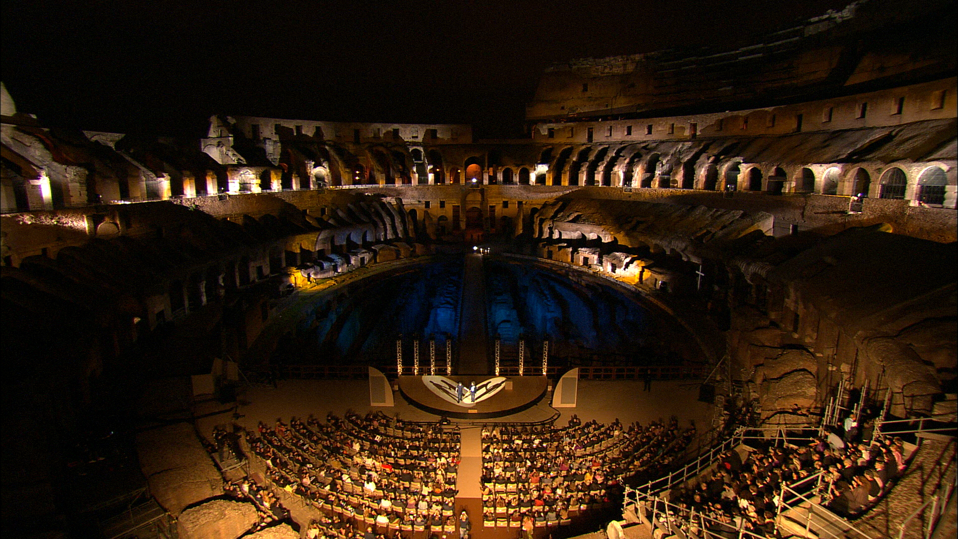 HD shooting Presentation Gulietta e Romeo in Colosseum