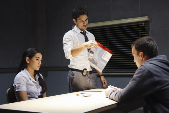 Still of D.J. Cotrona and Natalie Martinez in Detroit 1-8-7 (2010)