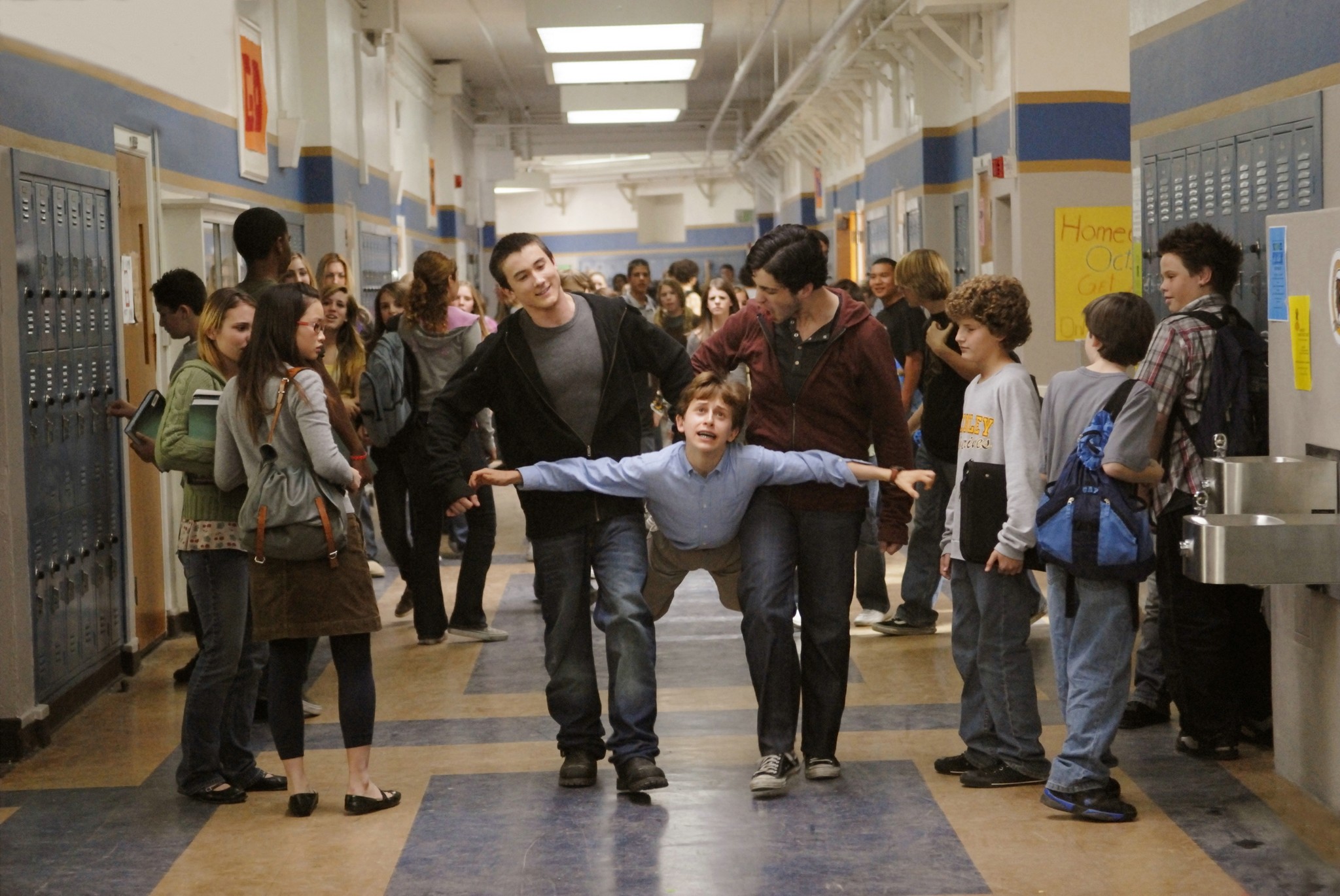 Still of Josh Peck, Alex Frost and Nate Hartley in Drilbitas (2008)
