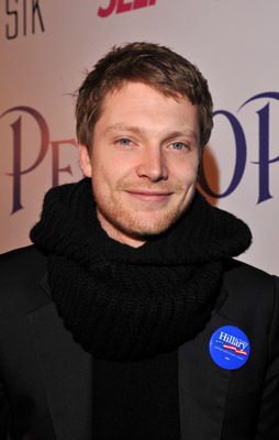 Simon Woods at event of Penelope (2006)