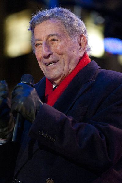 Still of Tony Bennett in NBC's New Year's Eve with Carson Daly (2012)