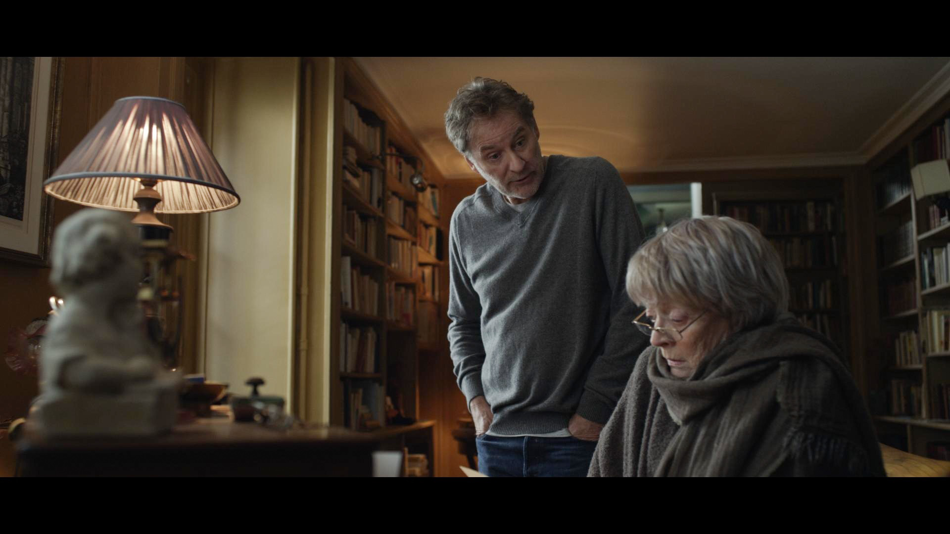 Still of Kevin Kline and Maggie Smith in My Old Lady (2014)