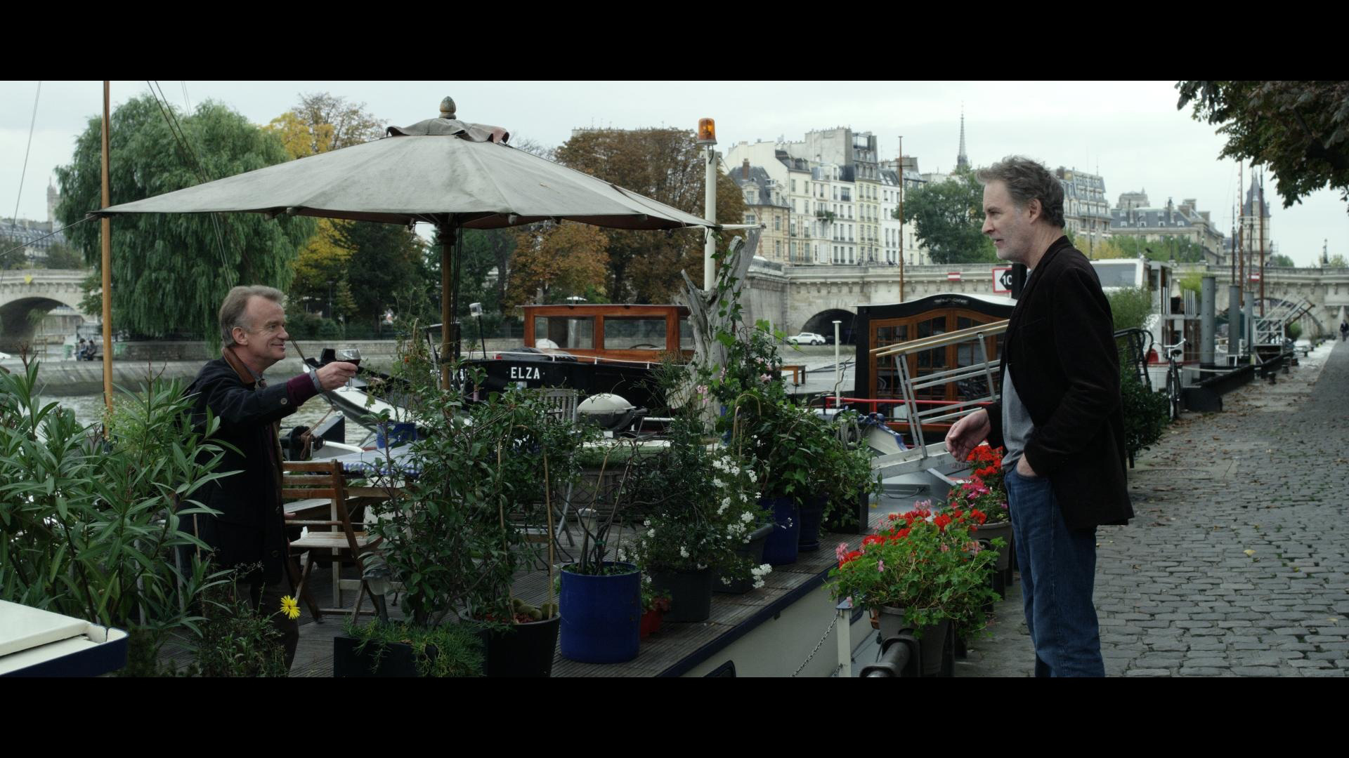 Still of Kevin Kline and Dominique Pinon in My Old Lady (2014)