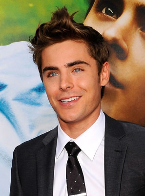 Zac Efron at event of Charlie St. Cloud (2010)