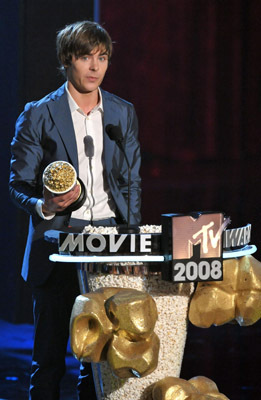 Zac Efron at event of 2008 MTV Movie Awards (2008)