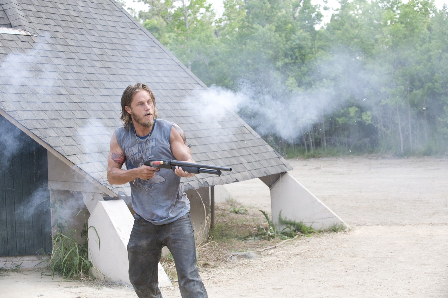 Still of Travis Fimmel in The Baytown Outlaws (2012)