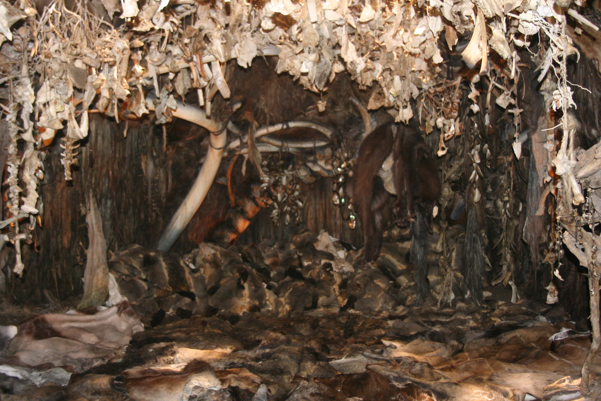 Old Mother's Hut, Interior, 10 000 BC