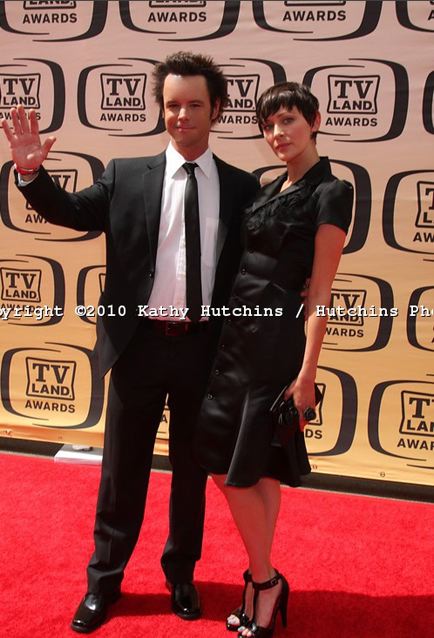 Actors Robert Scott Crane and Zoe Taylor arrive on the Red Carpet at the 8th Annual TV Land Awards at Sony Pictures Studios Stage 15 April 17, 2010 - Culver City, California