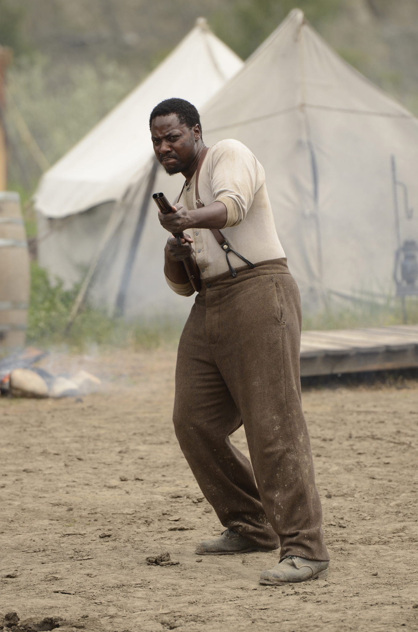Still of Chris Large and Dohn Norwood in Hell on Wheels (2011)