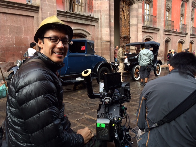 Director Pepe Bojórquez in set of LEGENDS.