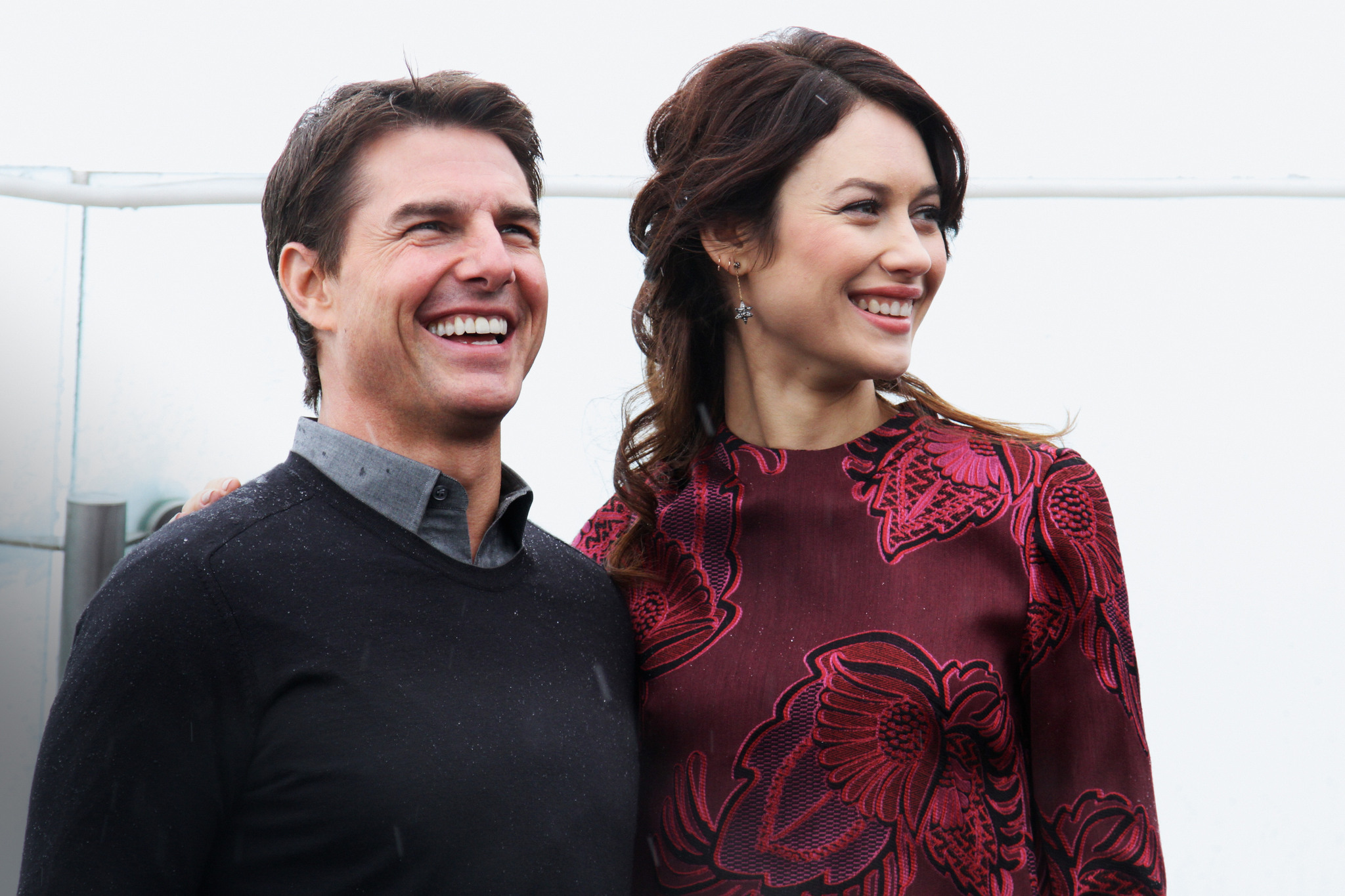 Tom Cruise and Olga Kurylenko at event of Uzmirstieji (2013)
