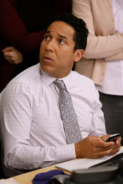 Still of Oscar Nuñez in The Office (2005)