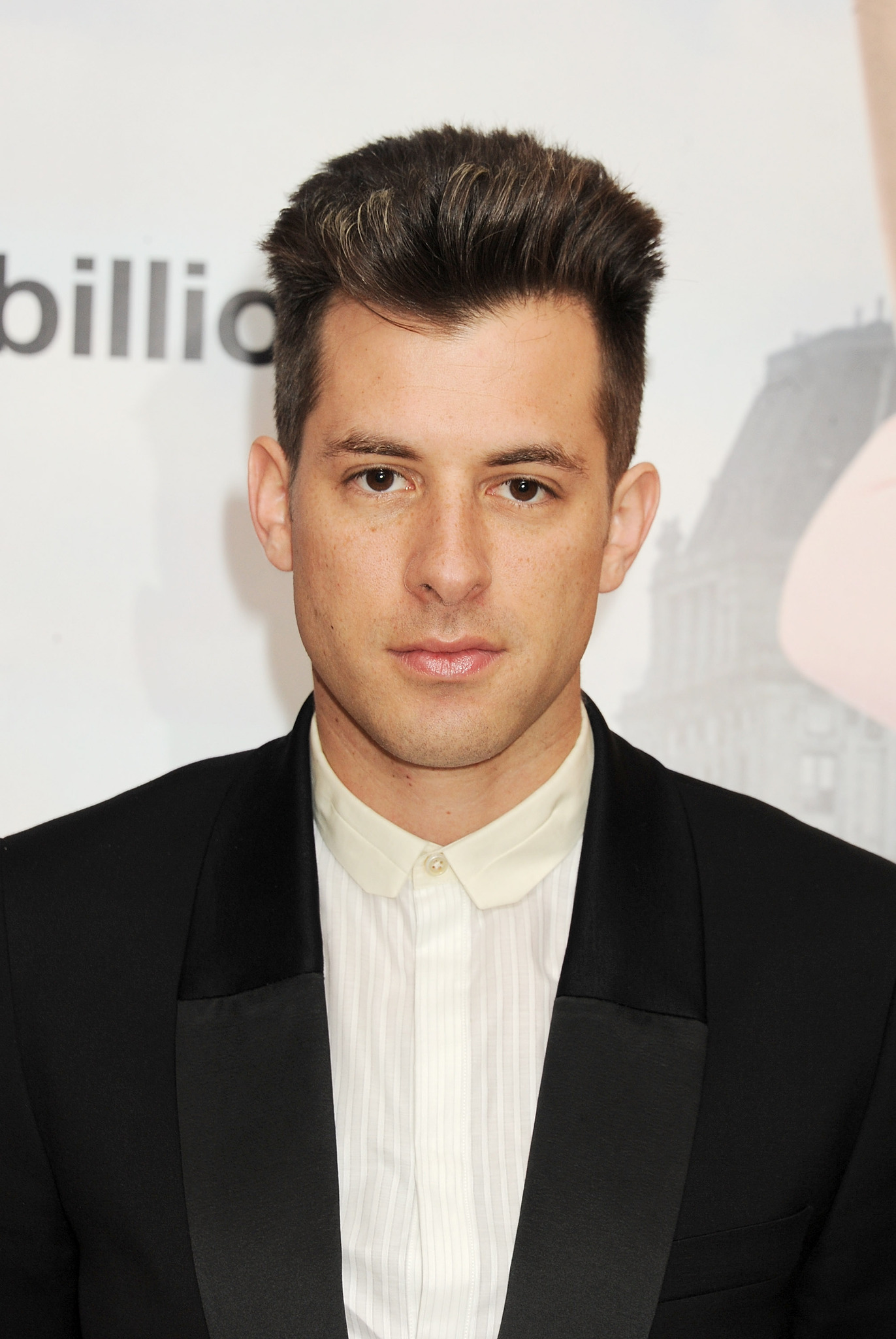 Mark Ronson at event of Arthur (2011)