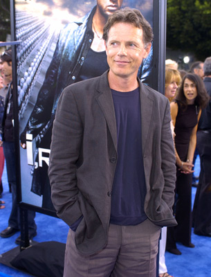 Bruce Greenwood at event of I, Robot (2004)