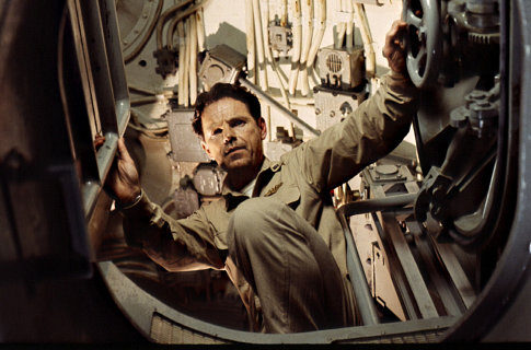 Still of Bruce Greenwood in Below (2002)