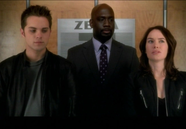 Still of Thomas Dekker, Lena Headey and Richard T. Jones in Terminator: The Sarah Connor Chronicles (2008)