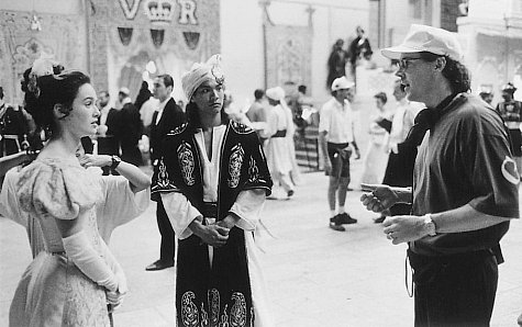 Jason Scott Lee, Lena Headey and Stephen Sommers in The Jungle Book (1994)