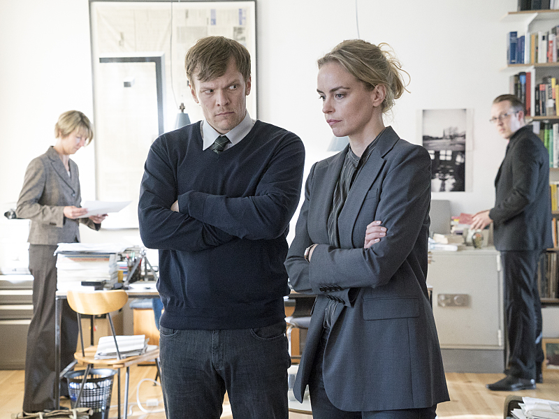 Still of Nina Hoss and Sebastian Hülk in Tevyne (2011)