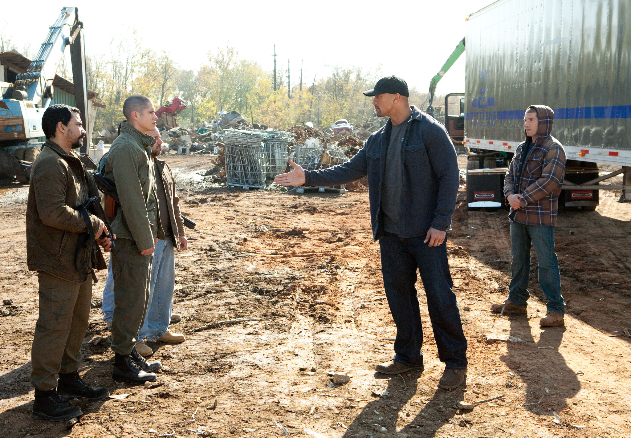 Still of Dwayne Johnson and Jon Bernthal in Snitch (2013)