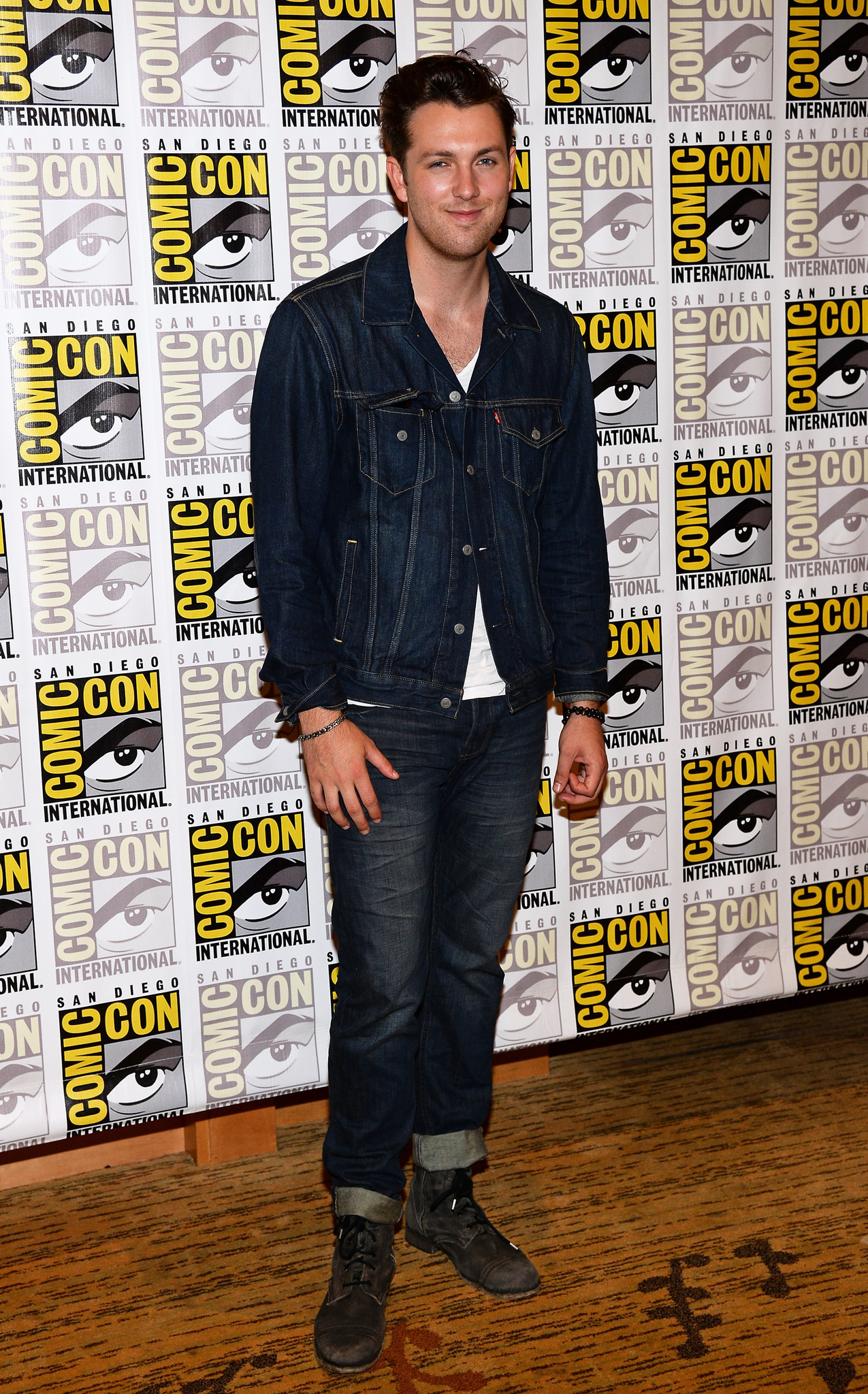 Christian Madsen at event of Divergente (2014)