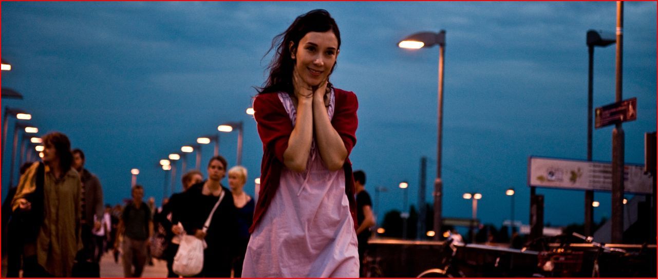 Still of Sibel Kekilli in Die Fremde (2010)