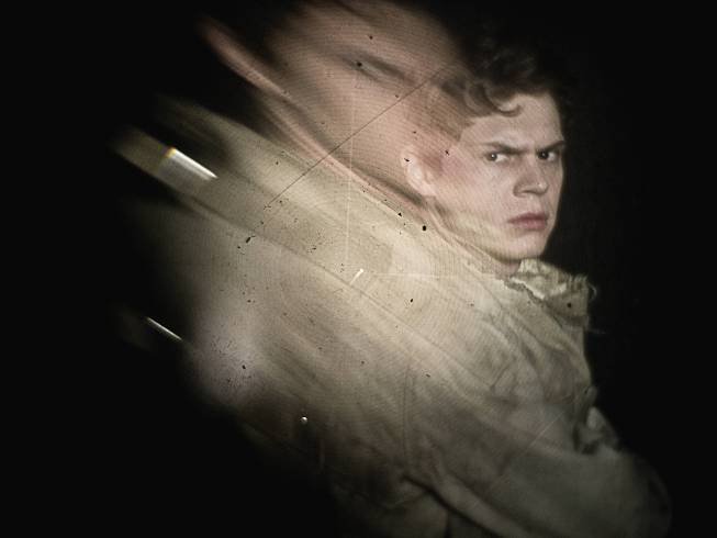 Still of Evan Peters in Amerikietiska siaubo istorija (2011)