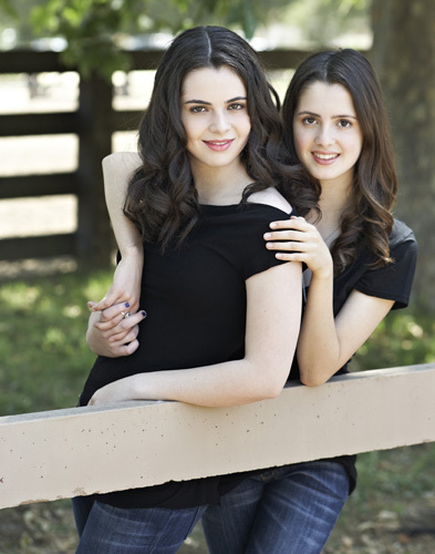 Vanessa Marano and Laura Marano