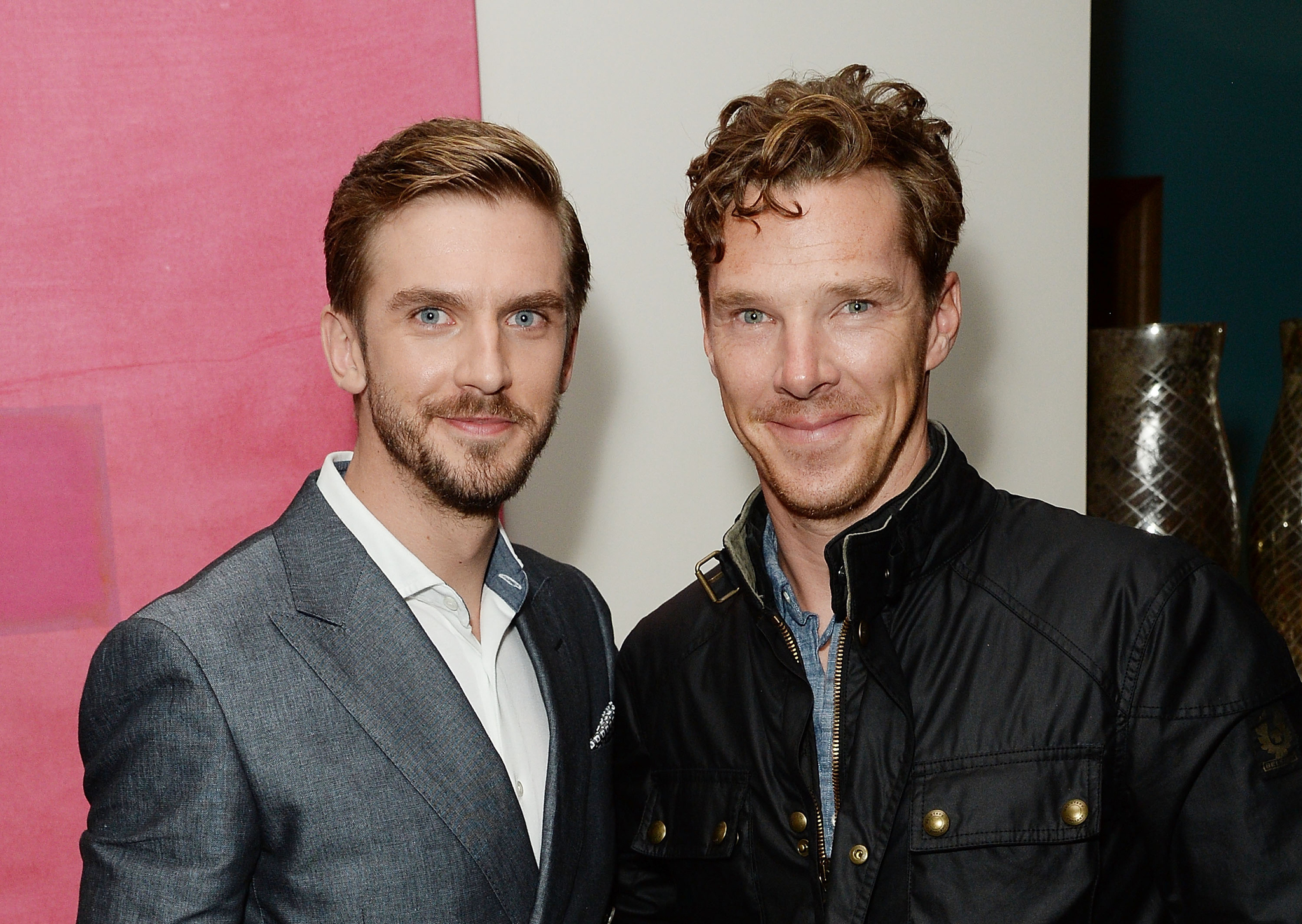 Benedict Cumberbatch and Dan Stevens at event of The Guest (2014)