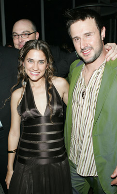 David Arquette and Katie Chonacas at event of Slingshot (2005)