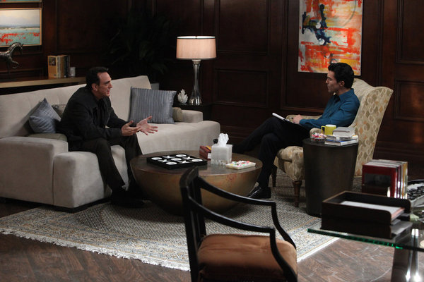 Still of Hank Azaria and Ian Anthony Dale in Free Agents (2011)