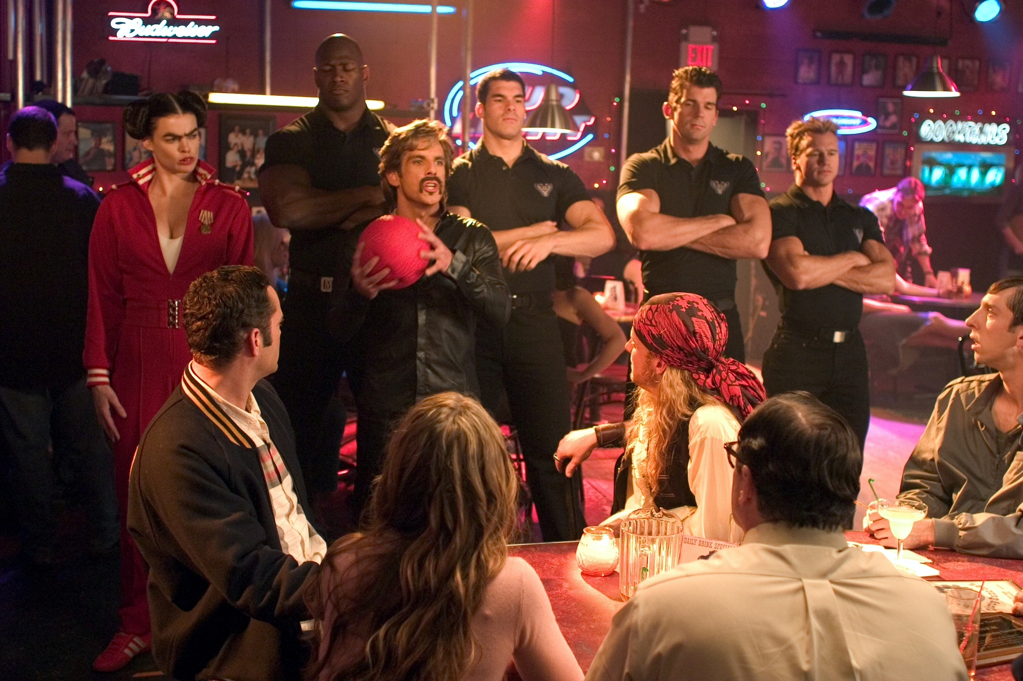 Still of Vince Vaughn, Ben Stiller, Brandon Molale, Missi Pyle, Christine Taylor, Kevin Porter, Jamal Duff and Rusty Joiner in Dodgeball: A True Underdog Story (2004)