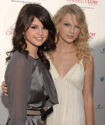 Selena Gomez and Taylor Swift at event of Another Cinderella Story (2008)