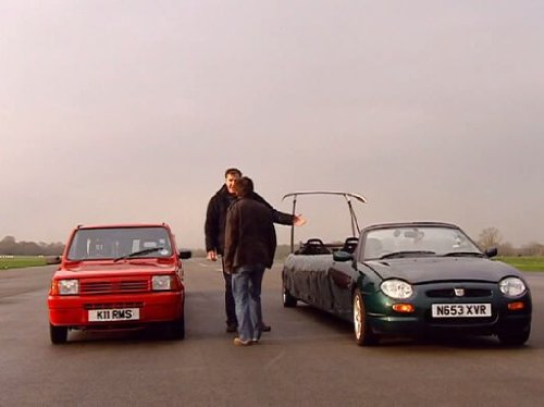 Still of Jeremy Clarkson and Richard Hammond in Top Gear: Episode #9.6 (2007)