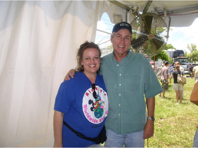 With Carl Hiaasen on the set of HOOT