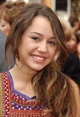 Miley Cyrus at event of Karibu piratai: numirelio skrynia (2006)