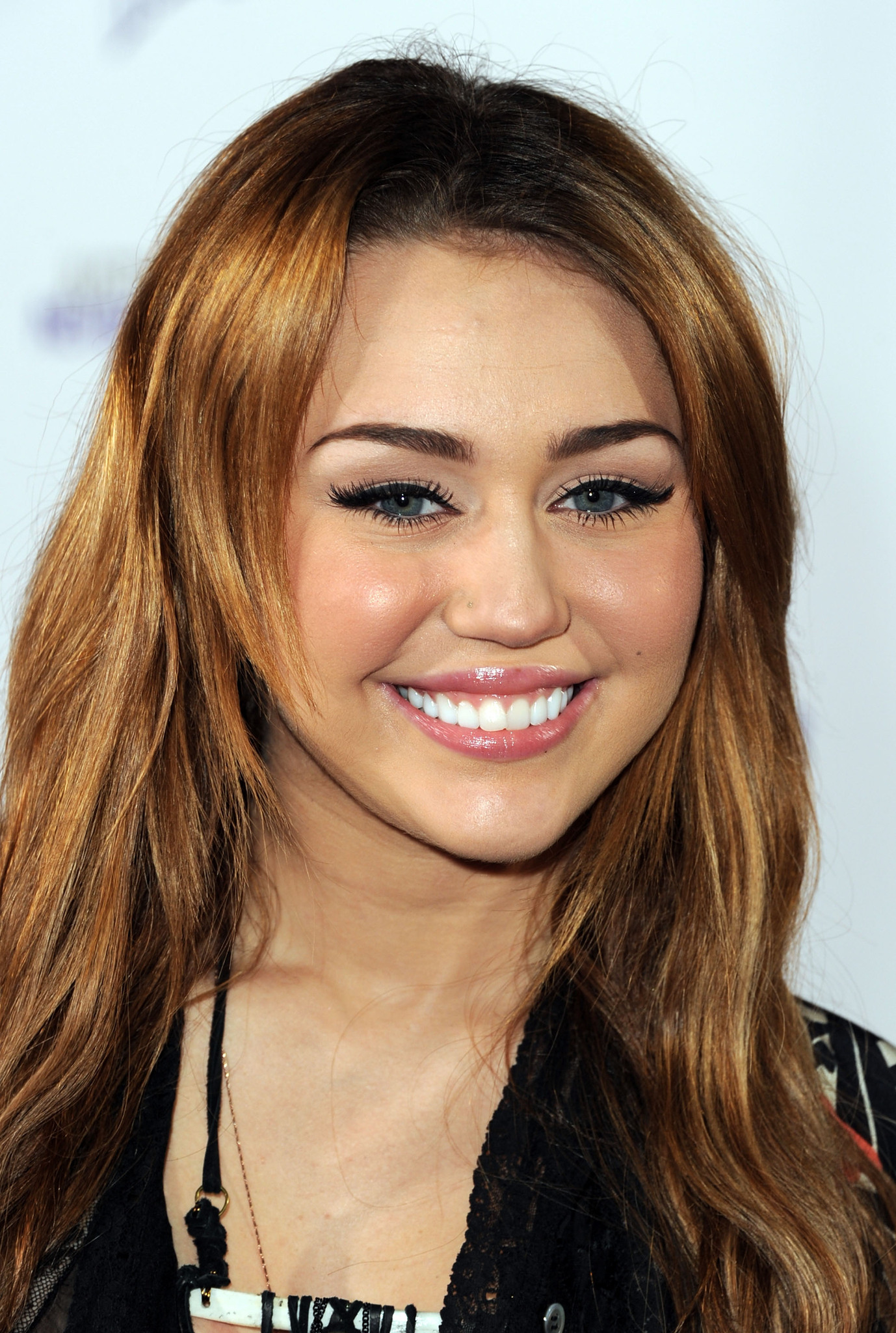 Miley Cyrus at event of Justin'as Bieber'is: niekada nesakyk niekada (2011)