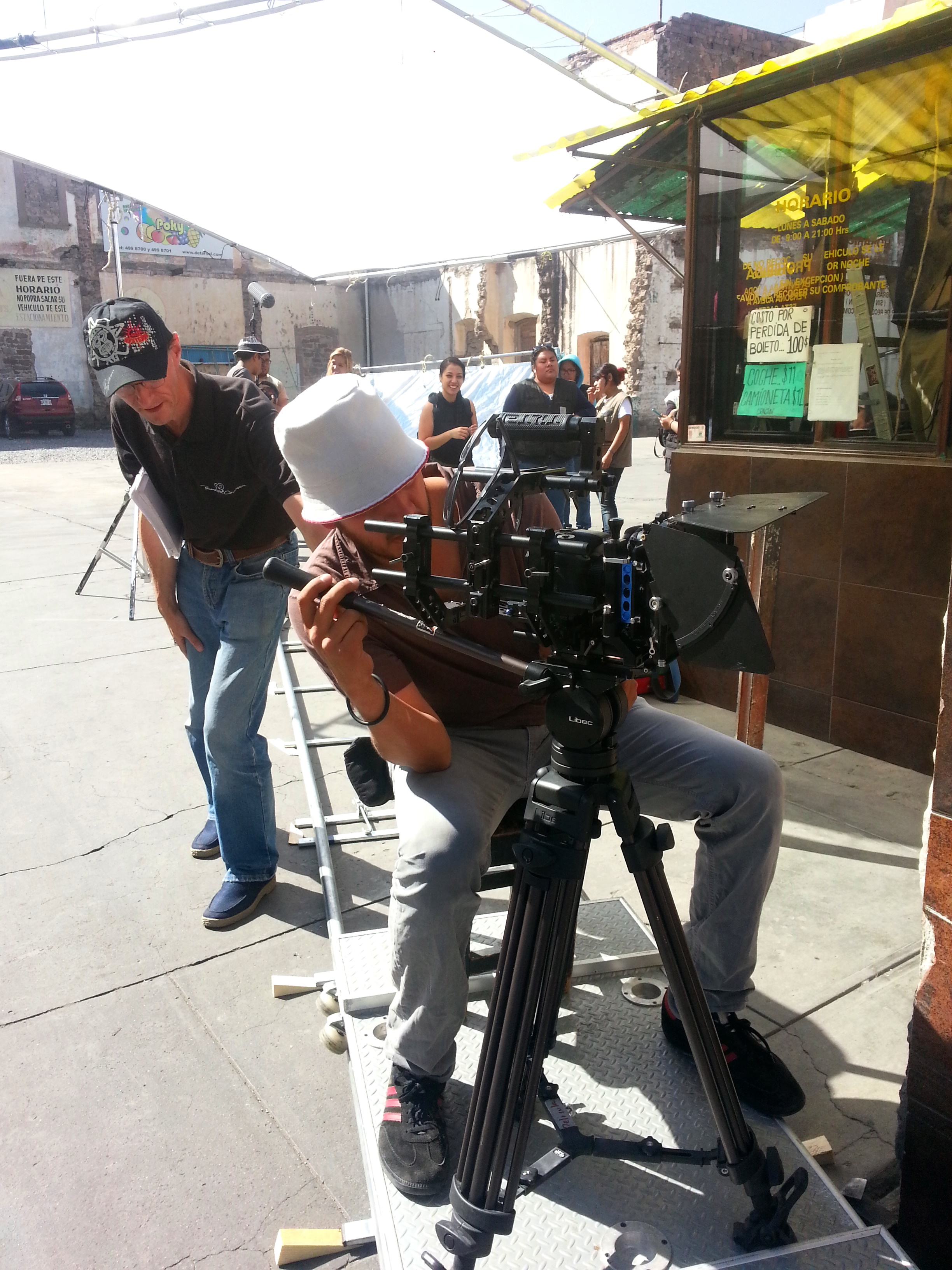 Filming PINCHES ACTORES, movie, directors: Guillaume & Jerome Dufour, Mexico oct. 2014