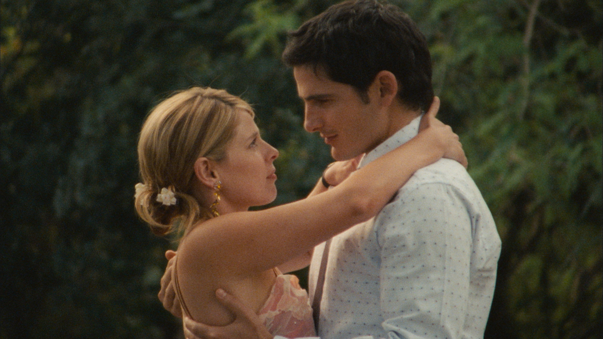 Charlotte Gregg and Matt Zeremes in All My Friends Are Leaving Brisbane (2007)