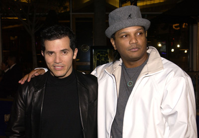 John Leguizamo and Franc. Reyes at event of Empire (2002)