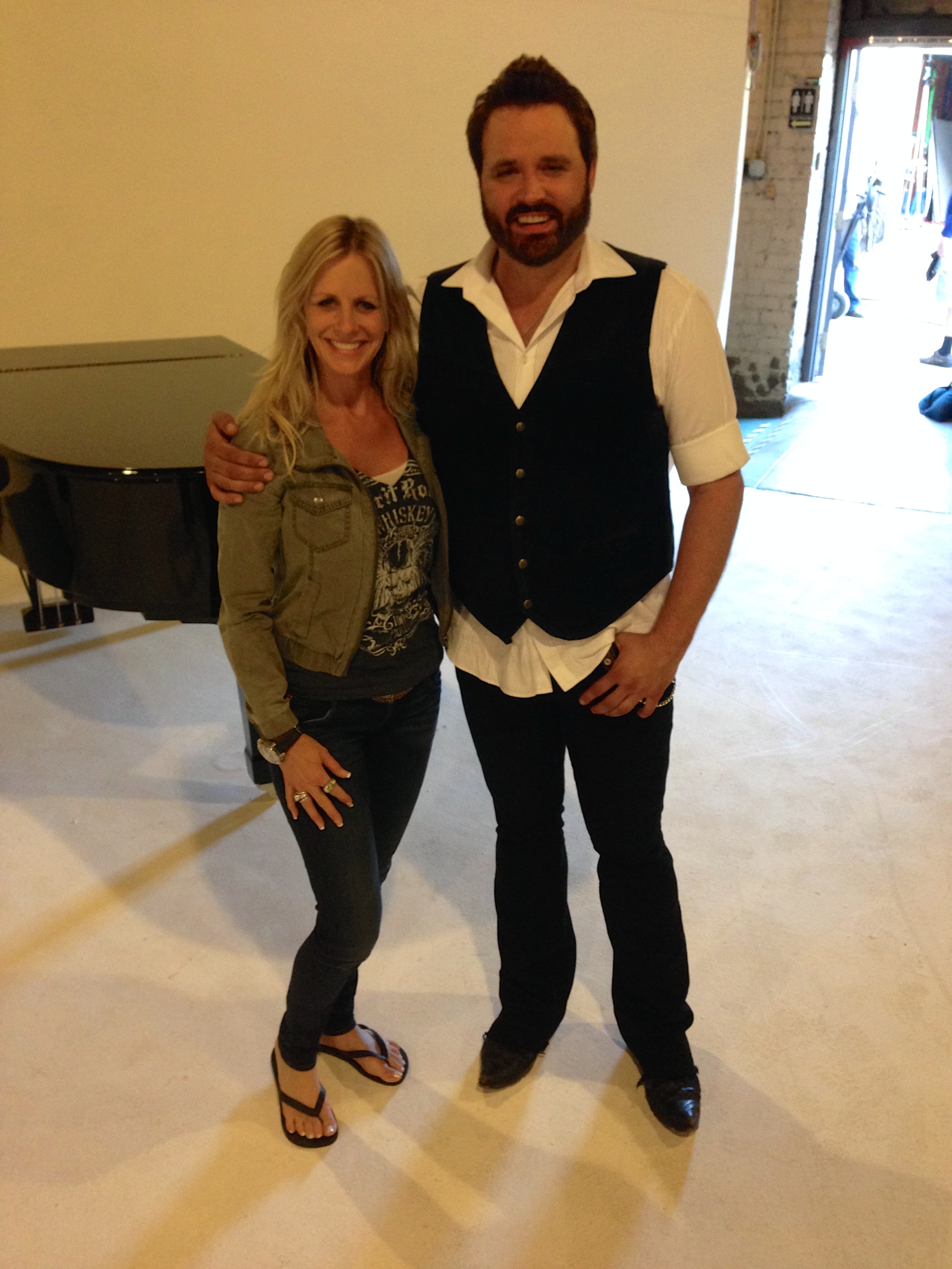on set with Randy Houser 