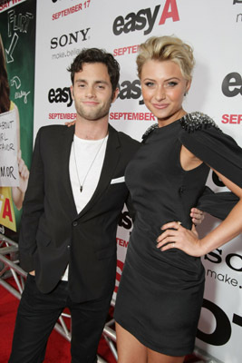 Penn Badgley and Aly Michalka at event of Easy A (2010)