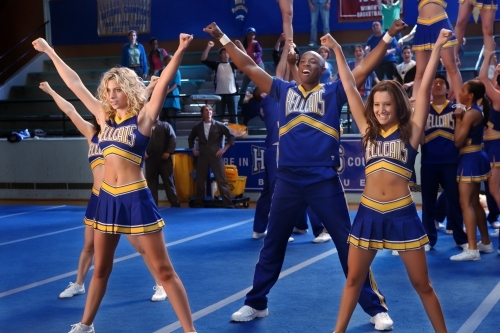 Still of Robbie Jones, Ashley Tisdale and Aly Michalka in Hellcats (2010)