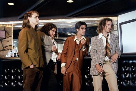 Still of Jorge Garcia, James Ransone, Nathan Stevens and Jason Dill in The Good Humor Man (2005)