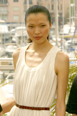 Li Xin at event of Paris, je t'aime (2006)